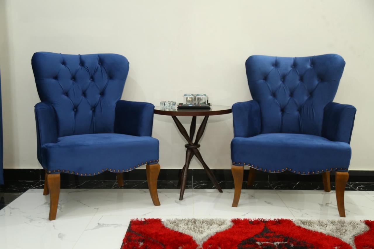Grand Royal Bed & Breakfast Islamabad Bagian luar foto