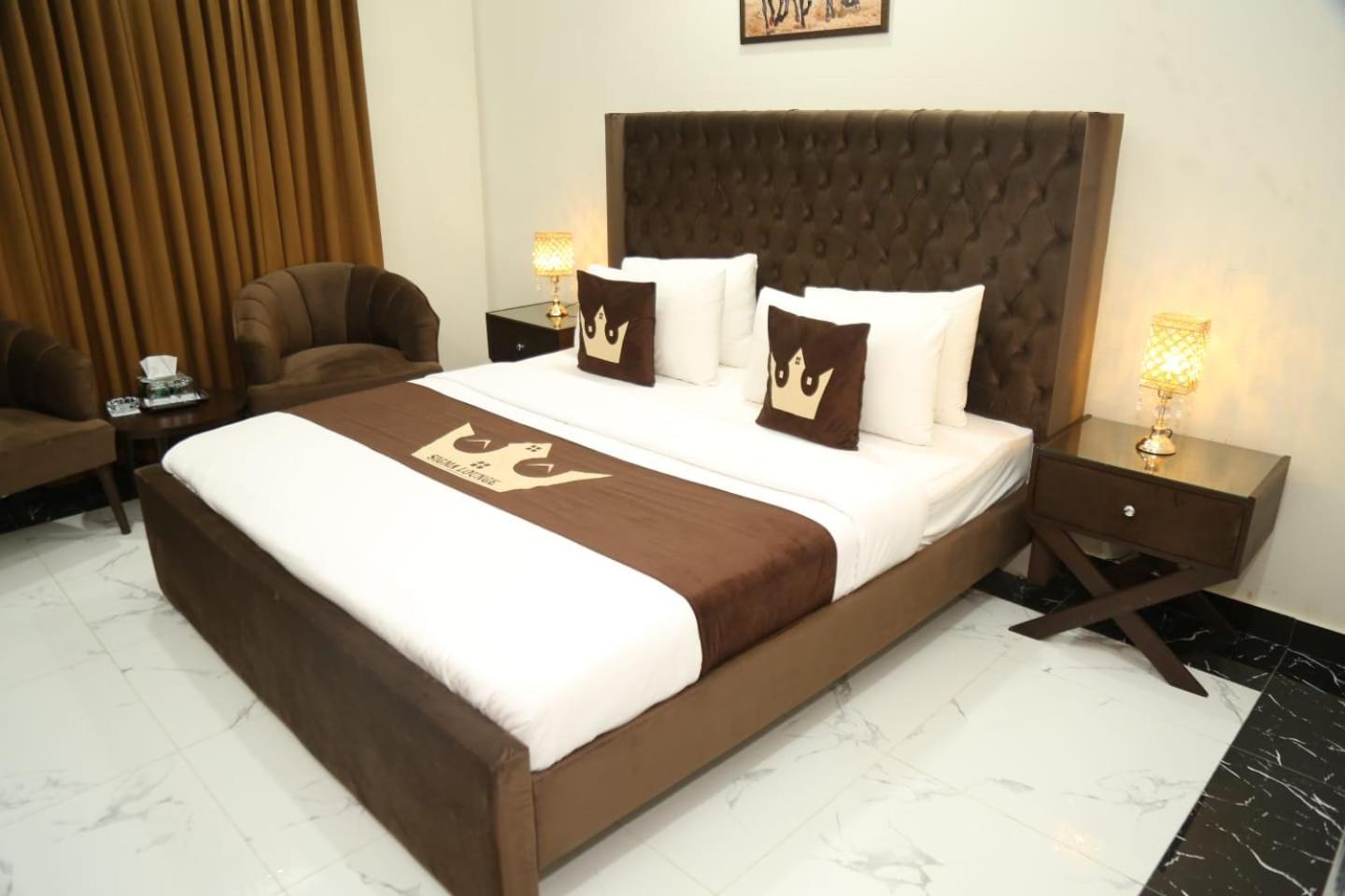 Grand Royal Bed & Breakfast Islamabad Bagian luar foto