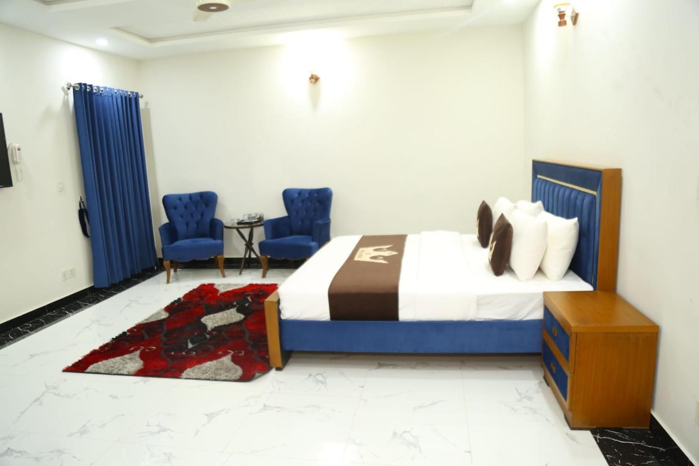 Grand Royal Bed & Breakfast Islamabad Bagian luar foto